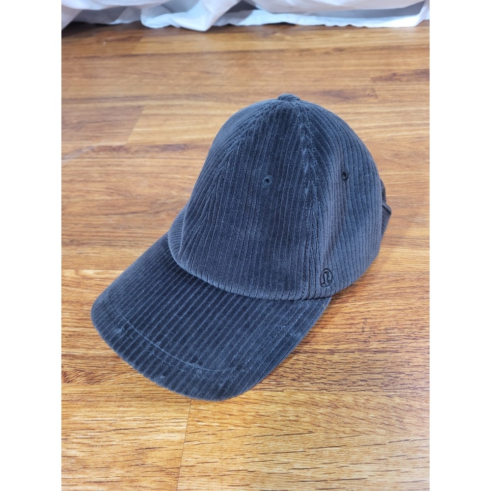 Lululemon‎ Corduroy Ball Cap Sz S/M Black